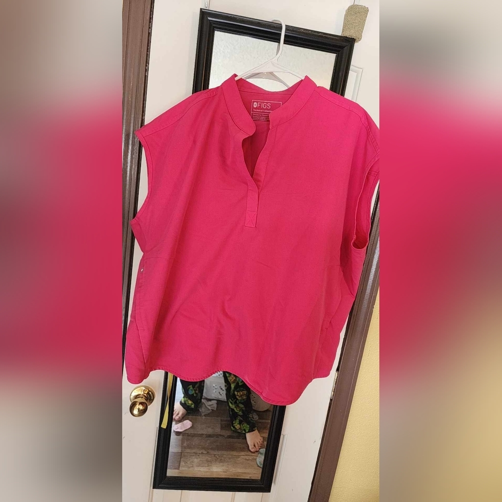 Womens Figs Scrubs NWOT